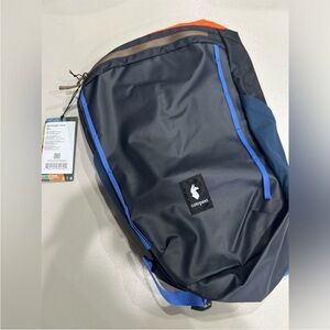 Cotopaxi Moda 20L Backpack Cada Día Graphite Cinch-top Closure Laptop Sleeve NWT